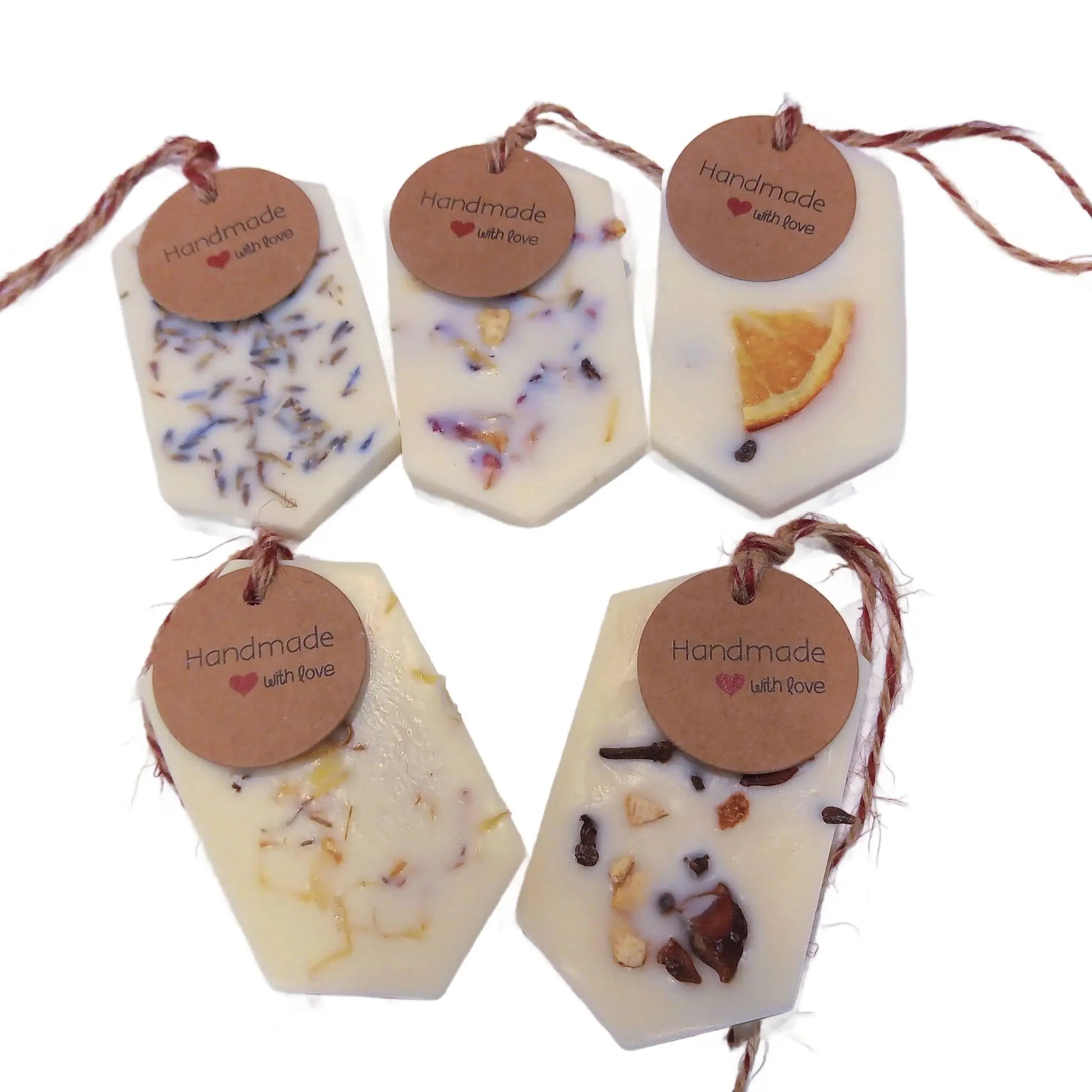 Five Wax Potpourri Sachet Tags by Posh Brats are crafted from sustainable coconut and soy wax, featuring visible ingredients such as orange slices, dried flowers, and coffee beans. Each sachet comes with a twine-attached brown tag reading Handmade with love.