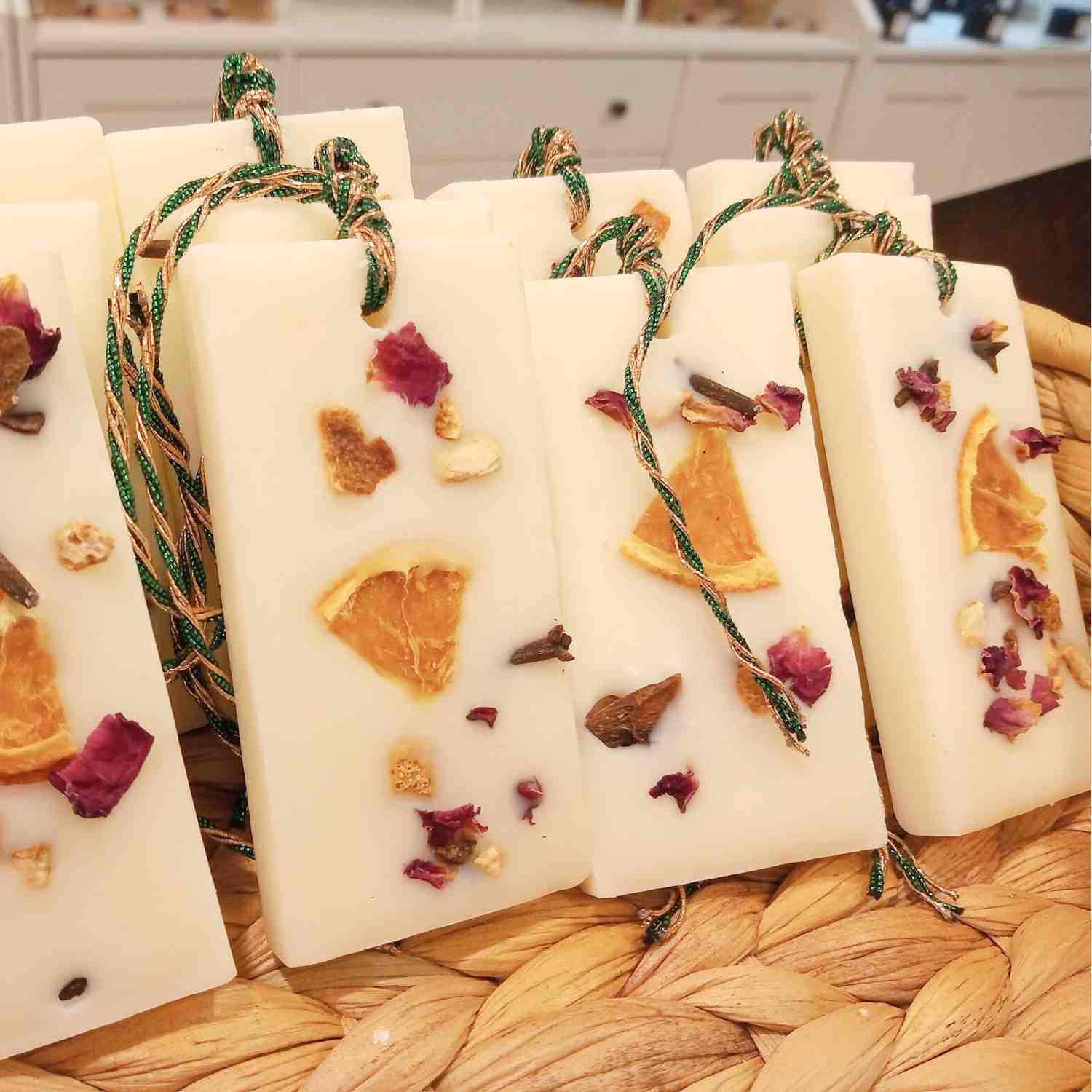 Yuletide Figment Wax Potpourri Sachet Tag Posh Brats